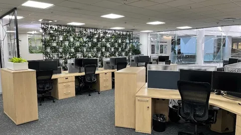 39 Melrose Boulevard Worley Sublease Brochure November 2025.